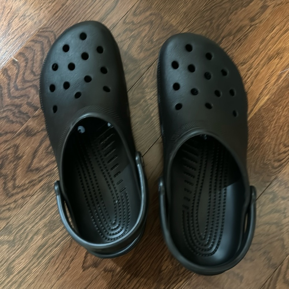 Like new Croc